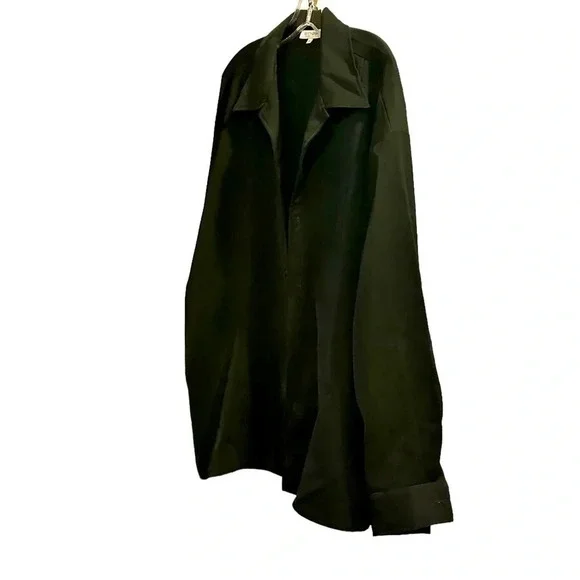 Men’s 2 Piece Leisure Suit. Black PantsMatching Black Jacket. Stylish Easy